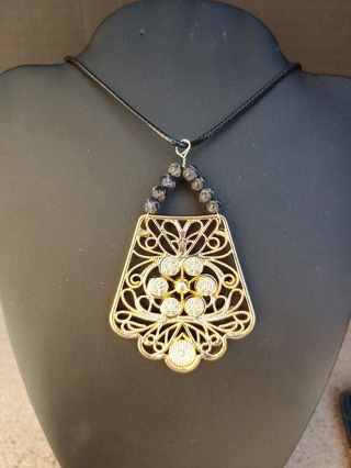 New Unique Large Brass Flower and Onyx Statement Necklace