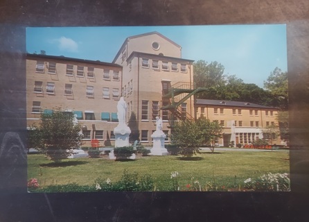 Convent And Retreat House Of Mary ReParatrix Postcard 