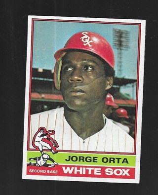 1976 TOPPS JORGE ORTA #560