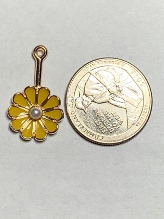 YELLOW CHARM~#1~1 CHARM ONLY~FREE SHIPPING!