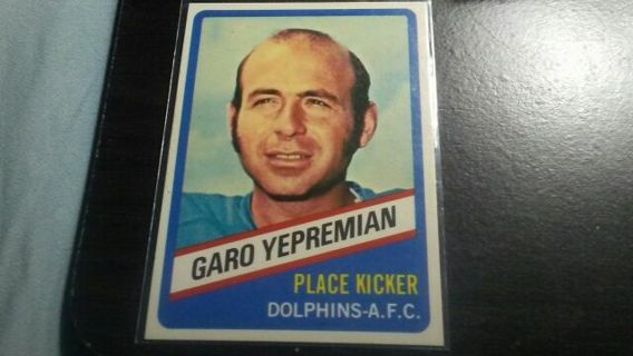 RARE ORIGINAL 1976 TOPPS WONDER BREAD SERIES GARO YEPREMIAN MIAMI DOLPHINS FOOTBALL CARD# 12