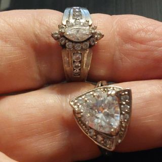 2 gorgeous sterling silver rings sz 7