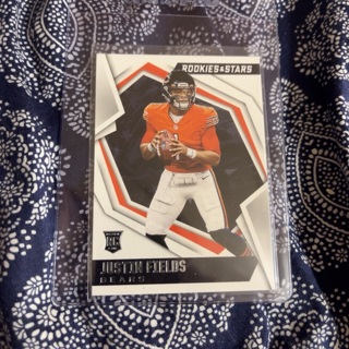 2021 Panini Rookie&Stars Justin Fields Rookie card #104