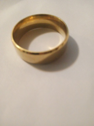 Gold ring over stainless steel 