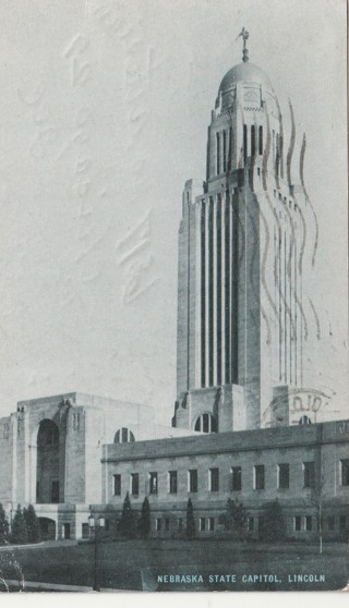 Vintage Used Postcard: (a): 1949 Nebraska State Capitol, Lincoln