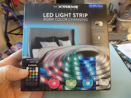 NIP Extreme LED Light Strip RGBW color changing, 32.8 feet Multicolor, remote controled