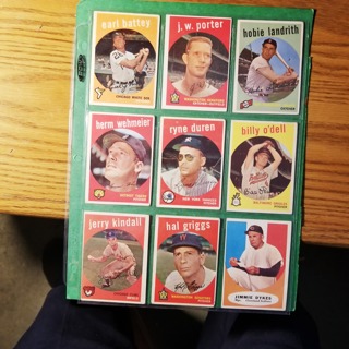 9 -  LOT -1959  TOPPS LOW GRADE -VG - BASEBALL CARDS