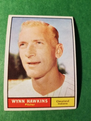 1961 - TOPPS EXMT - NRMT BASEBALL - CARD NO. 34 - WYNN HAWKINS - INDIANS