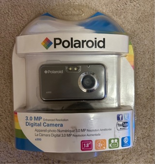 New Polaroid a300 3.0 mp digital camera