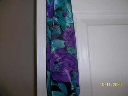 Men's necktie