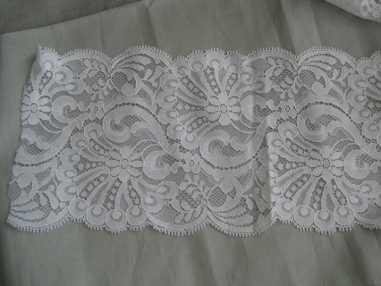 white floral wide lace, 5.25"x72" scalloped edges, sewing, cloths decor, never used remnant.