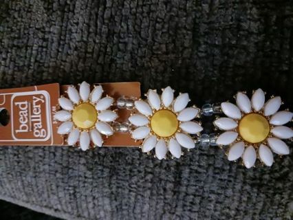3 double strand flowers metals daisy
