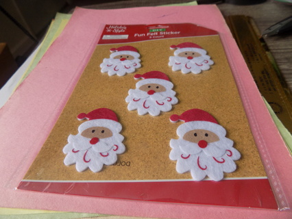 NIP Holiday style 5 felt Santa Faces Stickers