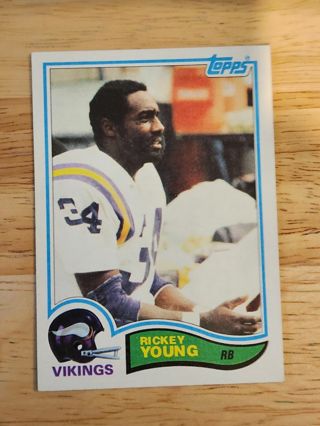 82 Topps Rickey Young #403