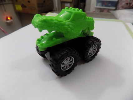 Green alligator Monster truck 3 inch long