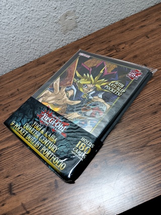 YUGIOH 9-POCKET DUELIST PORTFOLIO