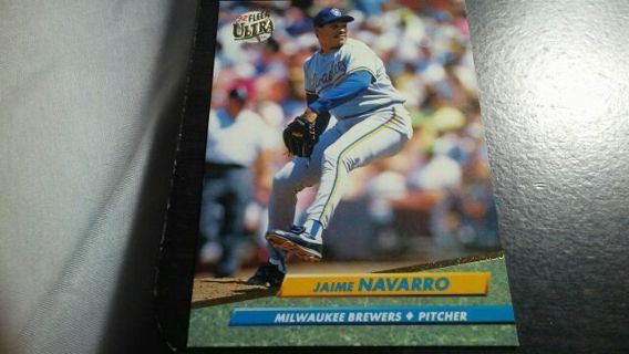 1992 FLEER ULTRA JAIME NAVARRO MILWAUKEE BREWERS BASEBALL CARD# 82