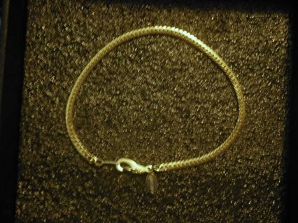 Vintage Ambassador Gold Tone Herringbone Chain Bracelet