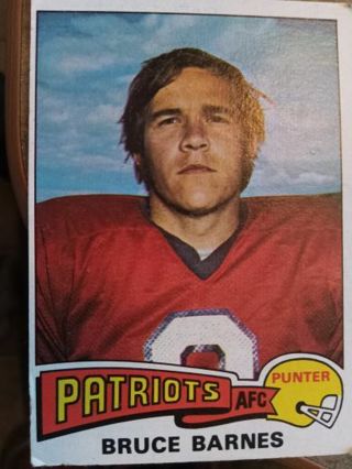 1975 TOPPS BRUCE BARNES NEW ENGLAND PATRIOTS FOOTBALL CARD# 129