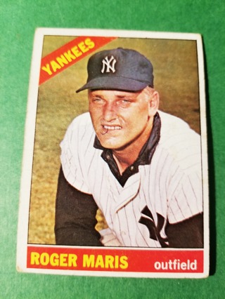 1966 - TOPPS BASEBALL - CARD NO. 365 - ROGER MARIS - YANKEES