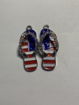 ✨⭐AMERICAN FLAG CHARM-~#2~FLIP-FLOPS~SET OF 2~FREE SHIPPING✨⭐