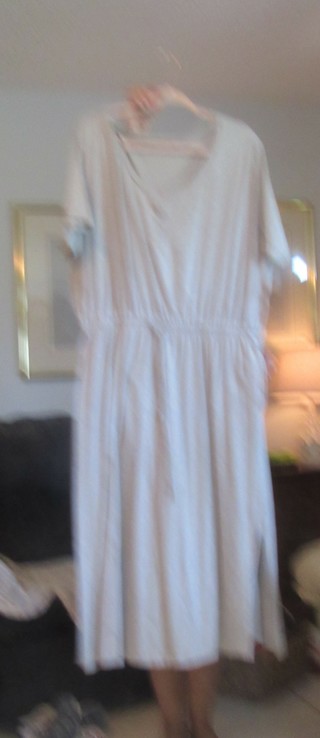 LONG DRESS SIZE 2X