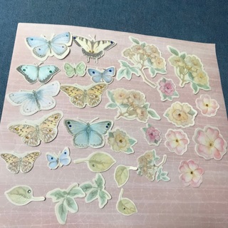  Assorted Butterflies Flowers Leaves Paper Crafts,  Free Mai