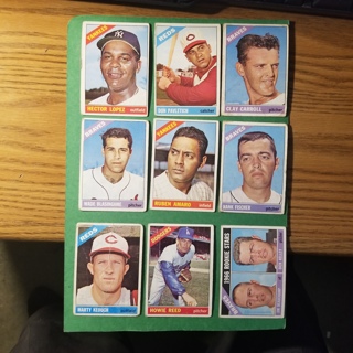 9 - LOT -1966 TOPPS LOW GRADE - BASEBALL CARDS