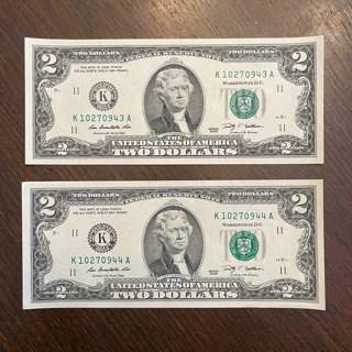 2 Sequential $2 Dollar Bills Uncirculated 