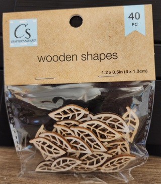 NEW - Crafter's Square - Wood Leaf Shapes - 40 pieces