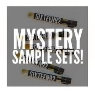 One Mystery Women’s Fragrance Sample!! GIN Bonus!! Free Shipping!!