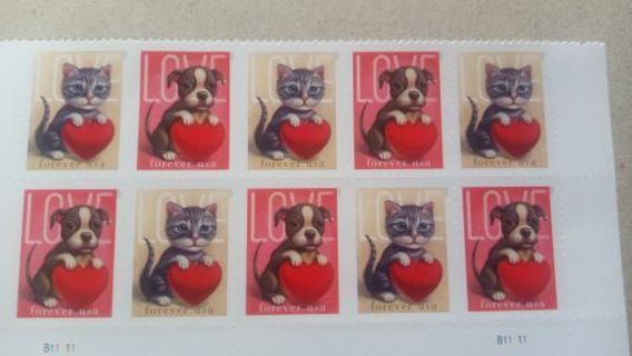10- FOREVER US POSTAGE STAMPS... LOVE PUPPY AND KITTEN