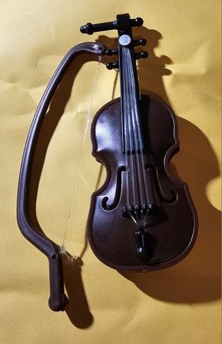 Miniature Violin with Bow