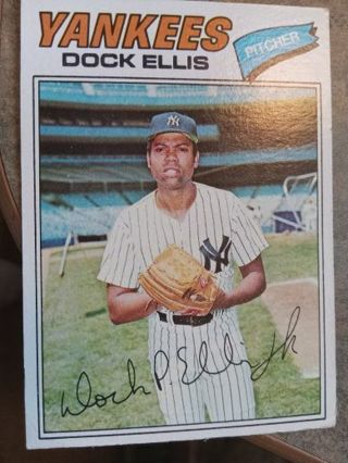 1977 TOPPS DOCK ELLIS NEW YORK YANKEES BASEBALL CARD# 71