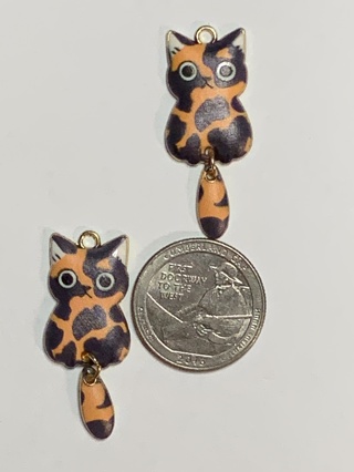 CAT CHARMS~#4~ORANGE/BLACK~WITH MOVEABLE TAILS!~SET OF 2 CHARMS~FREE SHIPPING!