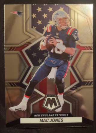 2022 Mosaic Mac Jones National Pride Parallel New England Patriots 