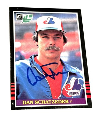 Autographed 1985 Leaf/Donruss Montreal Expos Baseball Card #59 Dan Schatzeder