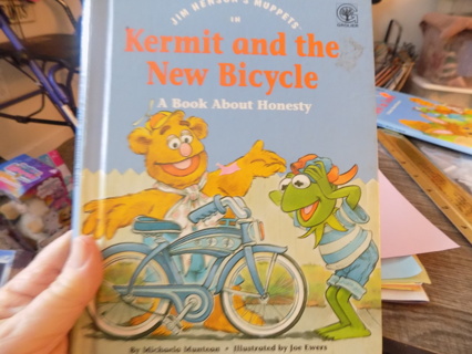 Jim Henson's Muppet Babies Kermit & the new Bicycle