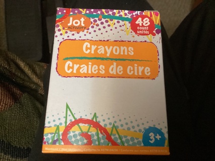  48 CRAYONS