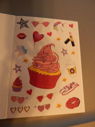 Fun new stickers.  CUPCAKES & summer stickers ~~ So cute!!