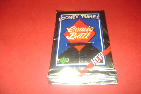 Looney Tunes Sealed Trading cards pack