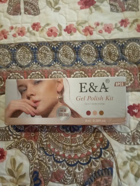 FREE: Gel polish kit