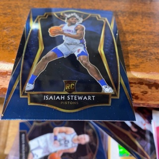 2021-22 panini select premier level Isiah Stewart rookie basketball card 