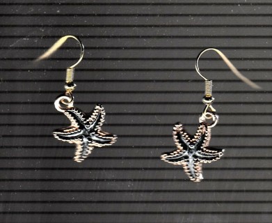 GP Black Starfish Earrings Lot 2 (PLEASE READ DESCRIPTION)