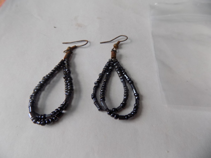 Double long loop French Hook earrings made of black seed beads