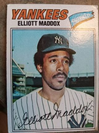 1977 TOPPS ELLIOTT MADDOX NEW YORK YANKEES BASEBALL CARD# 332