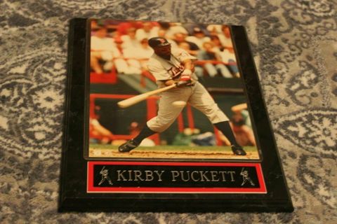 Kirby Puckett 10 x 13 Plaque with 8 x 10 Picture Minnesota Twins MLB HOF