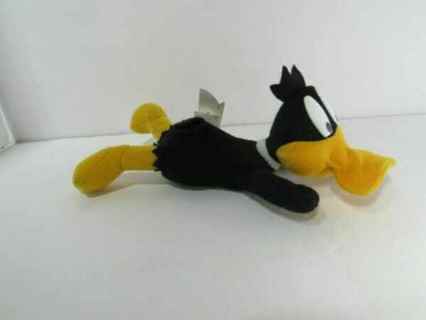 WITH LOONEY TUNES TAG=DAFFY DUCK PLUSH=8"