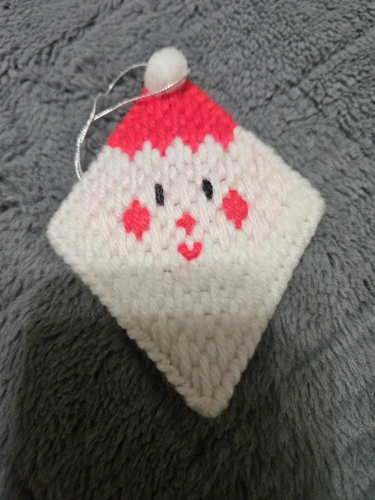 FREE: 2 Plastic crafted santas