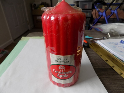 NIP red Cinnamon Apple ribbed pillar candle 6tall 3 round scented